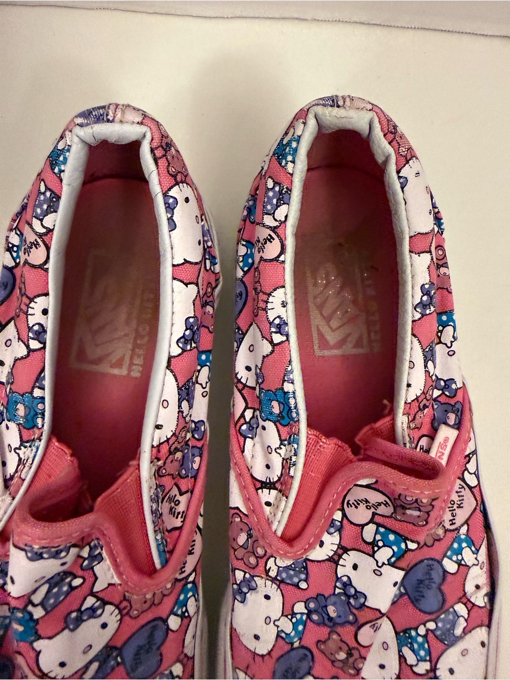 Vans Kids Slip-On Sneakers - Pink with Hello Kitty Print - Picture 5 of 6